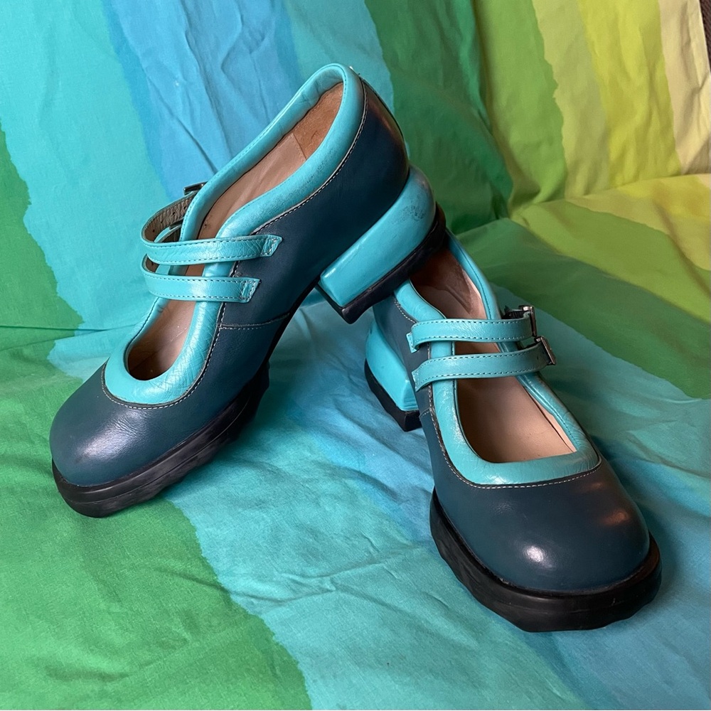 John Fluevog Unity: Aimee 2-Strap Mary Jane Size 7 Blue Discontinued